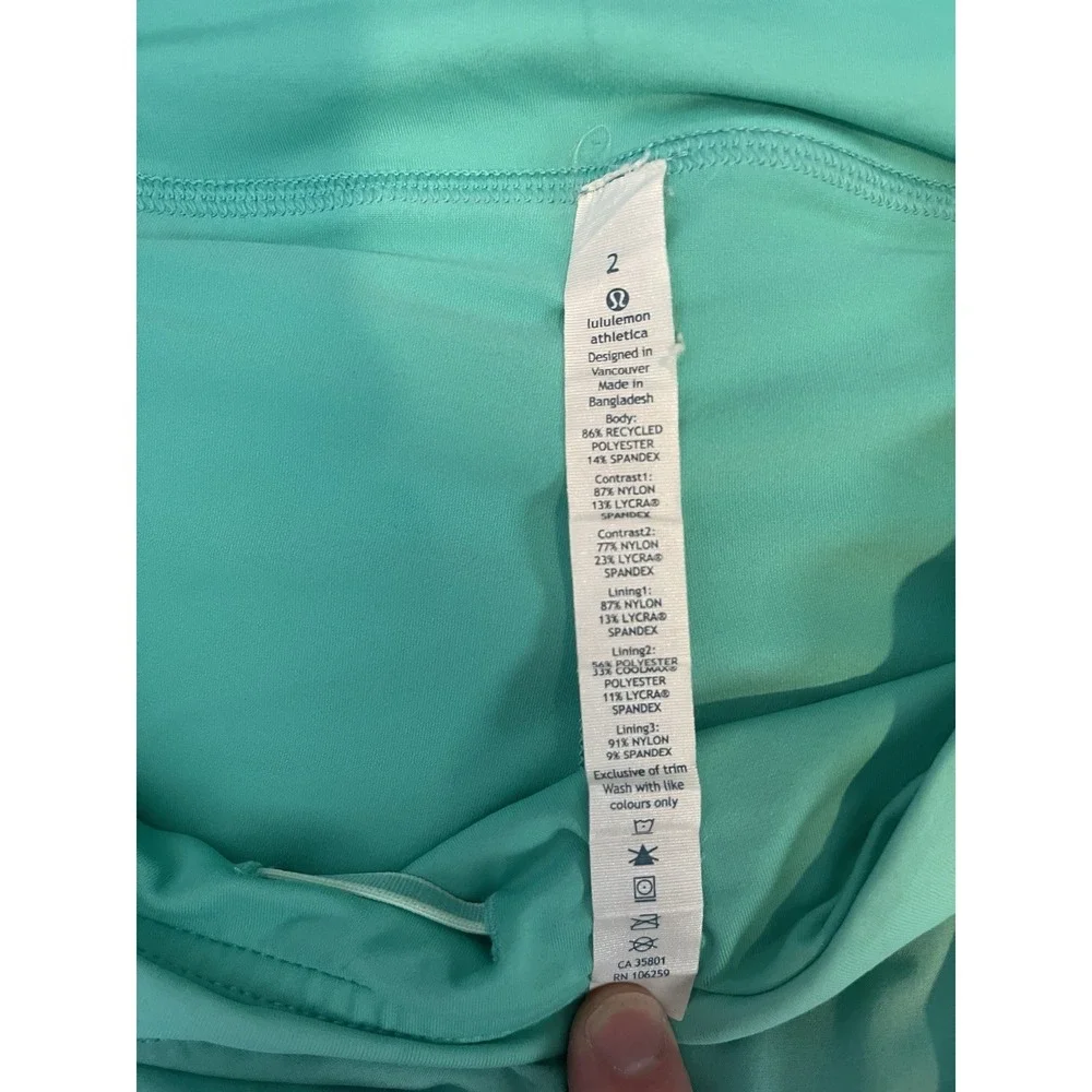 Lululemon‎ 2 Hotty Hot Skirt Bali Breeze Oasis Green EUC! Rare Color!